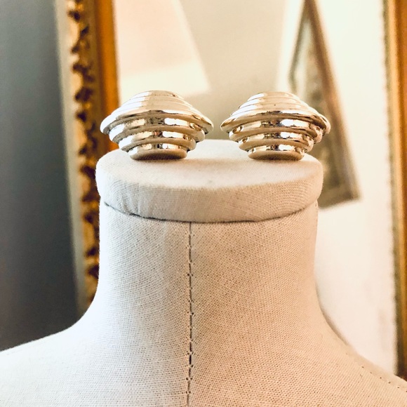 Vintage Modernist Silver Earrings - Picture 5 of 13